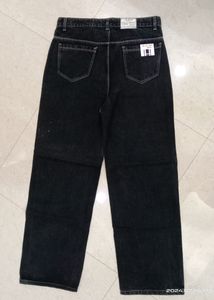 Stylish Black Wide-Leg Jeans