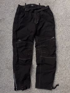 CUT Loose Fit Black Pants