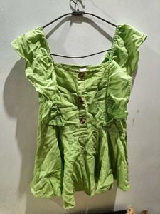 green crop top for women
