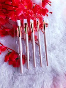 NY Bae Eye Love Brush Set totaly new