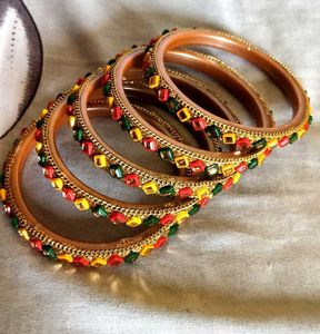 Set of 4 Multicolour Beaded Bangles
