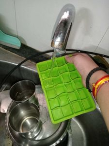Flexible Silicone Ice Cube Tray