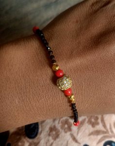 black beads bracelet