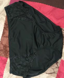 Black combo 2 briefs mix size.