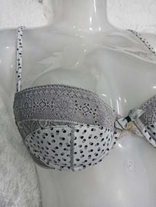 Polka Dot Bra with🇲🇾 Lace Detail