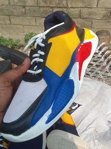 Stylish Multicolor Sports And Walking Shoe For Men