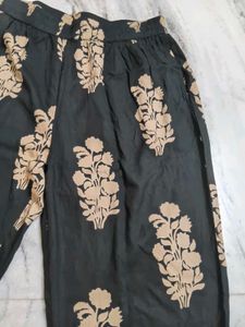 Stylish Black Printed Palazzos