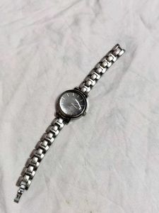 Elegant Silver Tone Bracelet Watch