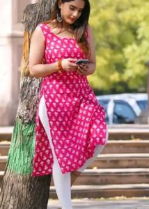 pink magenta straight sleeveless round neck kurti