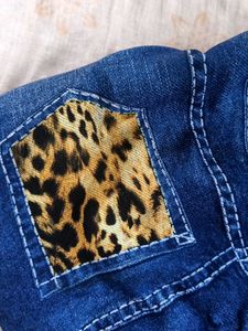 (Baddie jeans💅) Denim Leopard Print Jeans