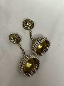 Elegant Jhumka Earrings with Pearls