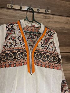 Elegant White &amp; Orange Kurta
