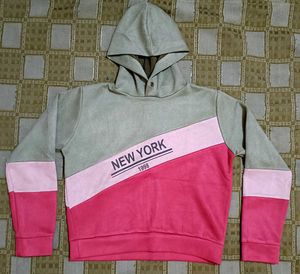 Crop New York Graphic Hoodie