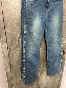 Button Detail Wide Leg Jeans