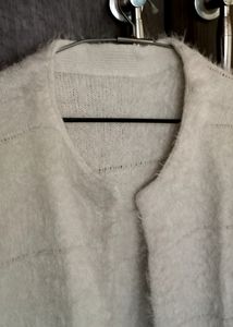 EMERALD WHITE LONG SHRUG