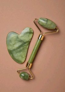 Natural Jade Stone Facial Roller😍