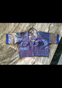 unused pure banarasi blouse ( fixed price)