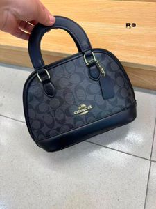 COACH D BAG