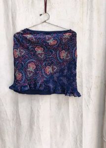 20V. Navy Blue mini floral skirt