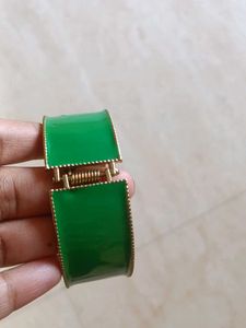 Metallic Green &amp; Gold Bangle