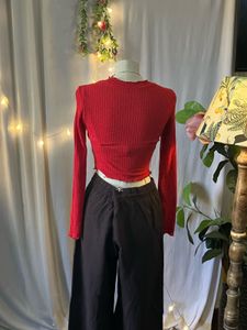 Red Ribbed Long Sleeve Crop Top