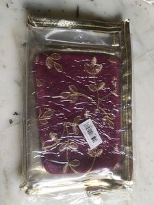 Facescanada 3pcs Pouch Set Brand New