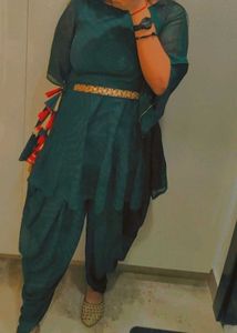 Green Ethnic Kurta with Purple Bandhani Print