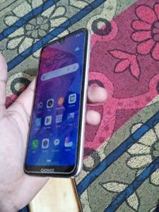 Gionee f9