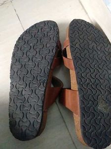 women doctor sole slippers in size38.