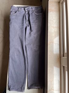 Classic Grey Relaxed Fit Jeans for men
