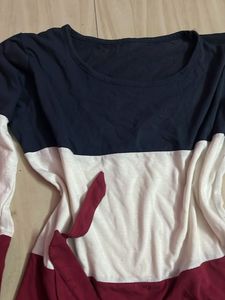 Super cute colour block full sleeve top 💙❤️🤍