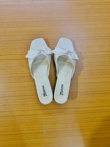 Chic Bow Slip-On Sandals