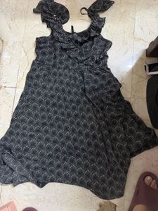 Chic Off-the-Shoulder Floral Wrap Dress