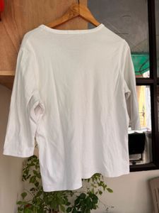 White 3/4 Sleeve V-Neck Top