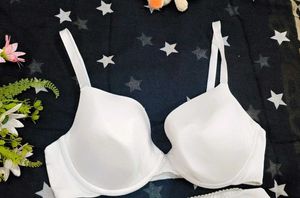 Comfortable White Bra and Panty Set