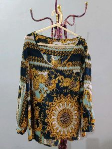 V-Neck Print Long Sleeve Tunic Top