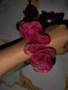 Set of 5 Chic Hair Scrunchies