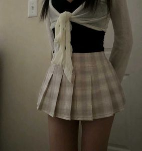 korean y2k nude pleated skirt