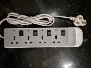 SYSKA Extension Board with Individual Switches