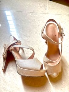Chic Nude Wedge Sandals