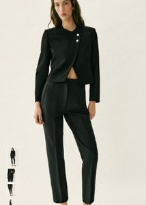 Elegant off white Trousers zara