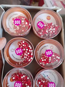 Like new bindi box  offer three colours