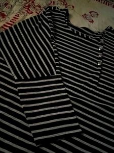 Black &amp; White Striped Dolman Sleeve T-Shirt
