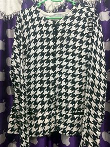 Houndstooth Print Button-Up cardigan