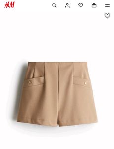 H&amp;M Beige Shorts