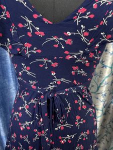 Chic Navy Floral Print Dress