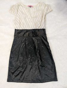 Chic Two-Tone Mini Dress