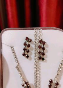 Pretty Neckpeice 🌸