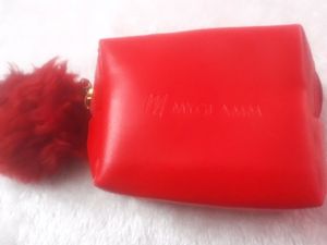 Myglamm Pom Punch Red