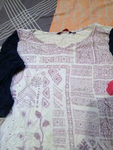 Beautiful Floral Print Kurta
